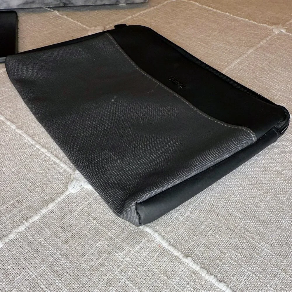 Tumi for Delta Cosmetic Pouch - Grey PVC
